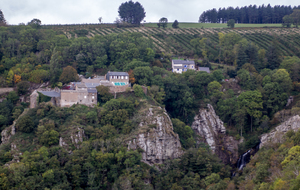 Cubserviès et sa cascade