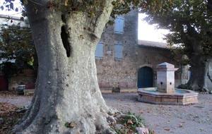 La jolie place de Caunes