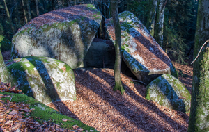 Chaos autour du Rocher Tremblant de Lascombes