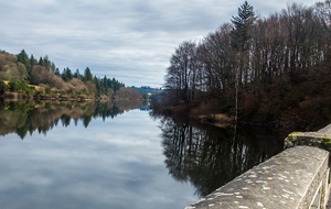 Passage sur le barrage
