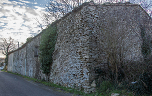 Ruine dans Escourrou le Bas