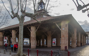 Halle de Grenade sur Garonne