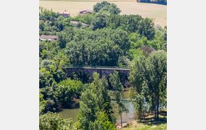 Pont sur l'Agout du chemin de fer touristique du Tarn 