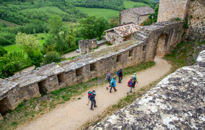 Puycelsi - Chemin de Ronde, rue du Guet