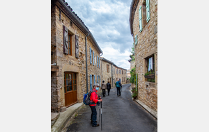 Puycelsi - la Grande Rue ou rue des Consuls