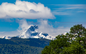 Le Mont Valier vu du Pla ; les nuages arrivent!