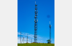  Les antennes du Pouech d'Unjat (703 m)