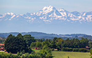 Le Pic du Midi de Bigorre vu du Plantier sur la D249 