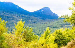 Sarrat du Rouyre et Pic du Minier au dessus de Puivert