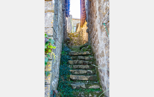 Espinas: ruelle plus qu'étroite