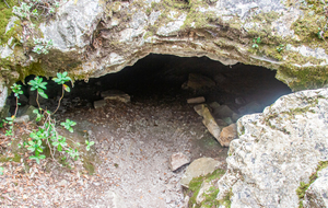 Grotte de Caroluna.