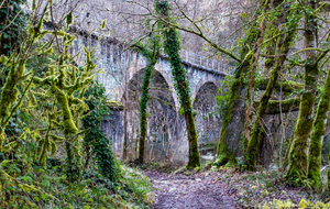 Grèzes : le pont de la ligne de chemin de fer Brive-Capdenac-Toulouse