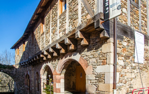 Najac: rue du Château et  maison du Sénéchal