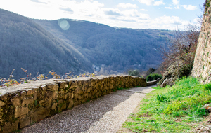 Pied de la Forteresse Royale de Najac