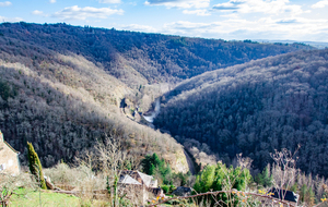 Gorges de l'Aveyron vues du pied du Château