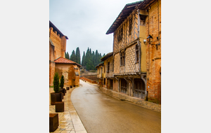 Rue de l'Évêché et le pont Lajous