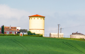 Château d'eau de Verfeil vu d'En Séguéduran