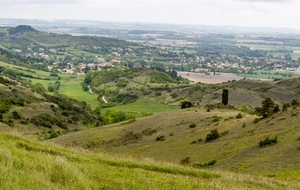 Pech Haut: vue sur Pique Mil, Villeneuve La Comptal et le Lauragais