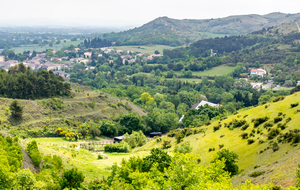 Pech Haut gravi le matin et Villeneuve La Comptal au pied vus du Pech Redon