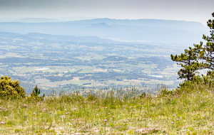 Belle vue sur Cabrières d'Aigues, la Motte d'Aigues et Saint Martin de la Brasq et Pertuis (direction sud)