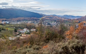 Descente vers Laroque d'Olmes 