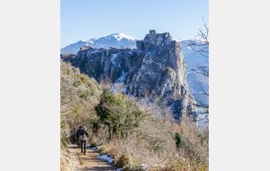 La Frau & ruines du château de Roquefixade 