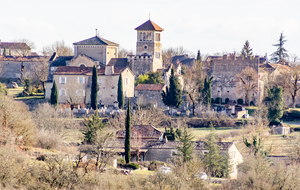 Aujols vu des  Thézauriès bas. Clocher de l'église Saint-Jean-Baptiste