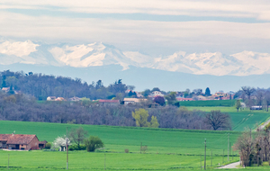 Vue de la montée à Négrier: les Pyrénées ariègeoises secteur de Guzet-Neige
