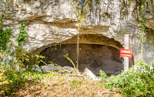 Relief karstique près du château de La Tour 
