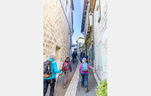 Montcuq, bas de la rue Droite