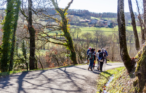 Chemin de Pradals avant un  nouveau passage sur la Vère