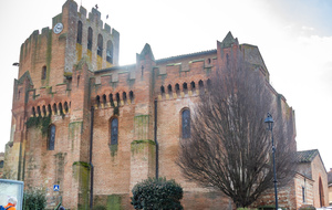 Venerque: église fortifiée  Saint Pierre et Saint Phébade  