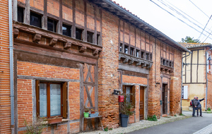 Montgeard: rue de la Bastide, maison à colombage