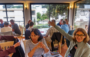 Bandol: Salle de restaurant du VTF , 1er repas du Soir