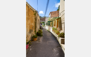 Morgiou: rue des Joyeux