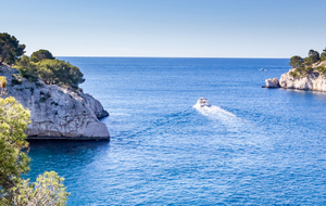 Sortie ou entrée!  de la calanque de Port Miou