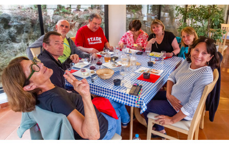 Bandol: Salle de restaurant du VTF , 1er repas du Soir