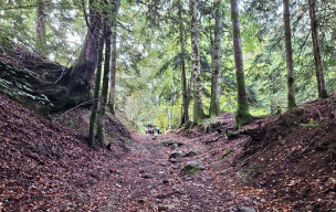 Auvergne-J5_La Bourboule, eaux thermale de la Dordogne
