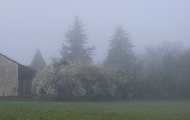 46 - Chemin des puits et lavoirs de Laburgade à Aujols